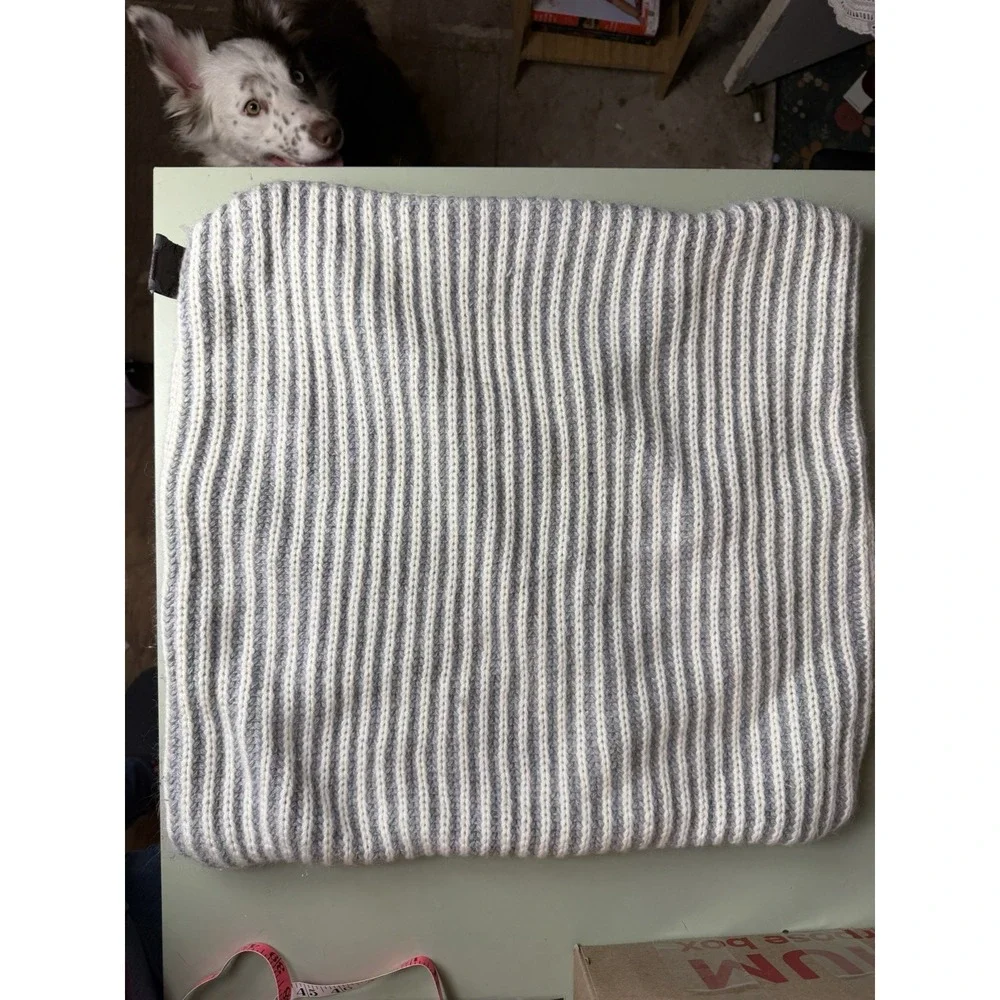 UGG Home Ribbed Knit Pillow Cover Neutral Gray Wool Blend‎ Decorative
